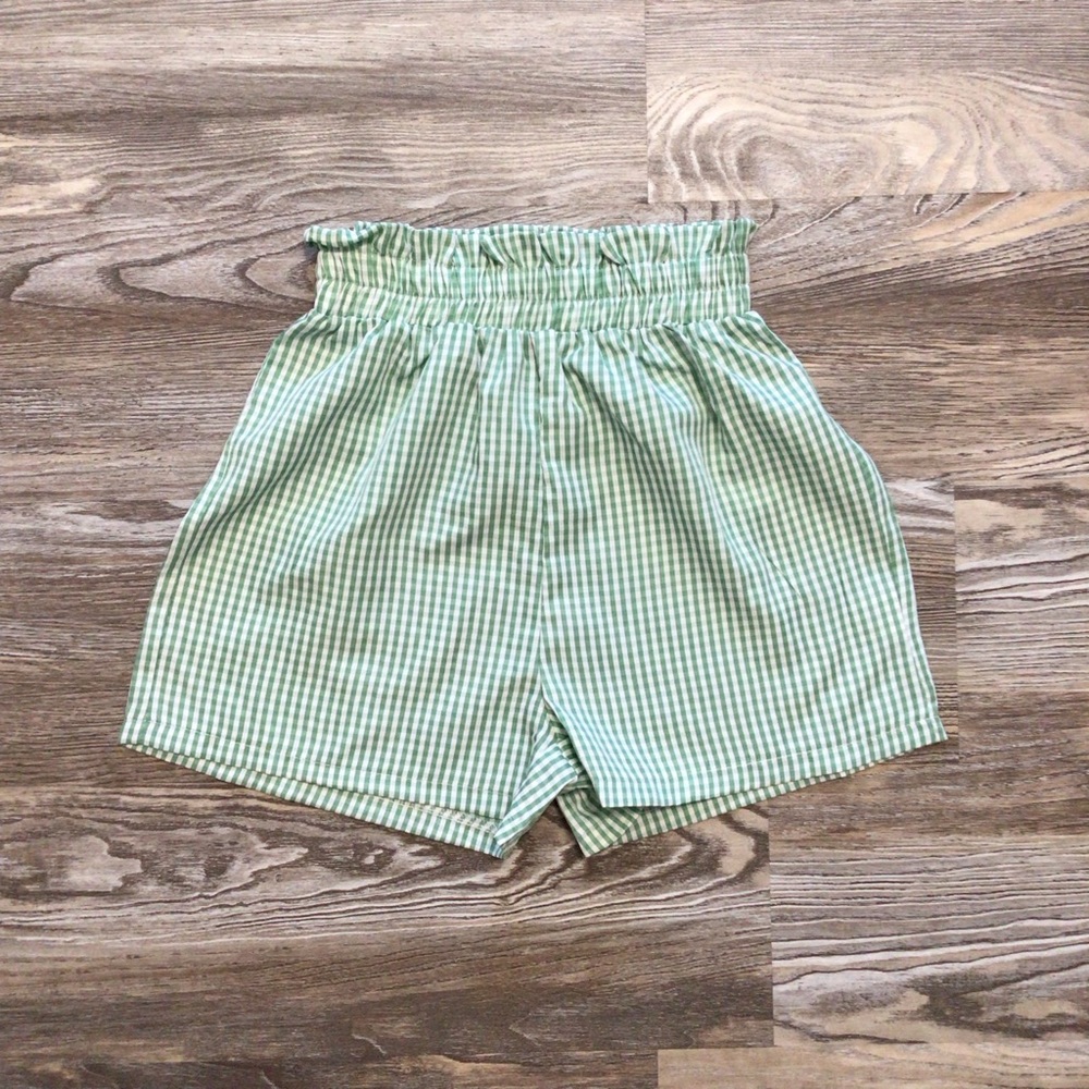SHEIN Green and Weight Gingham High Rise Paperbag Shorts 2
